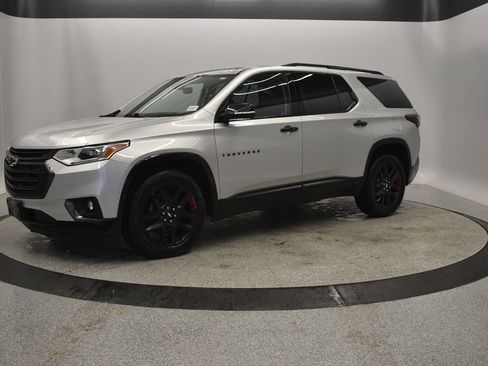 Used 2018 Chevrolet Traverse Premier w/ Redline Edition image 2