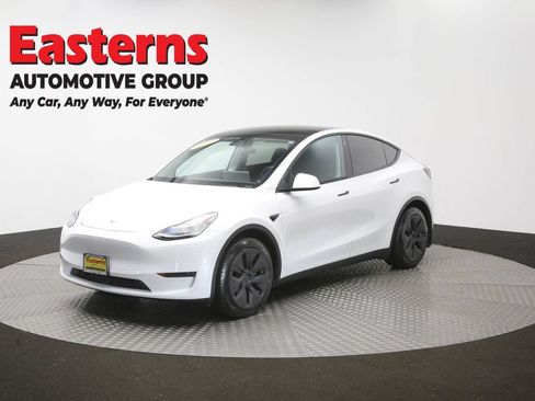 Used 2021 Tesla Model Y Long Range AWD/4WD image 51