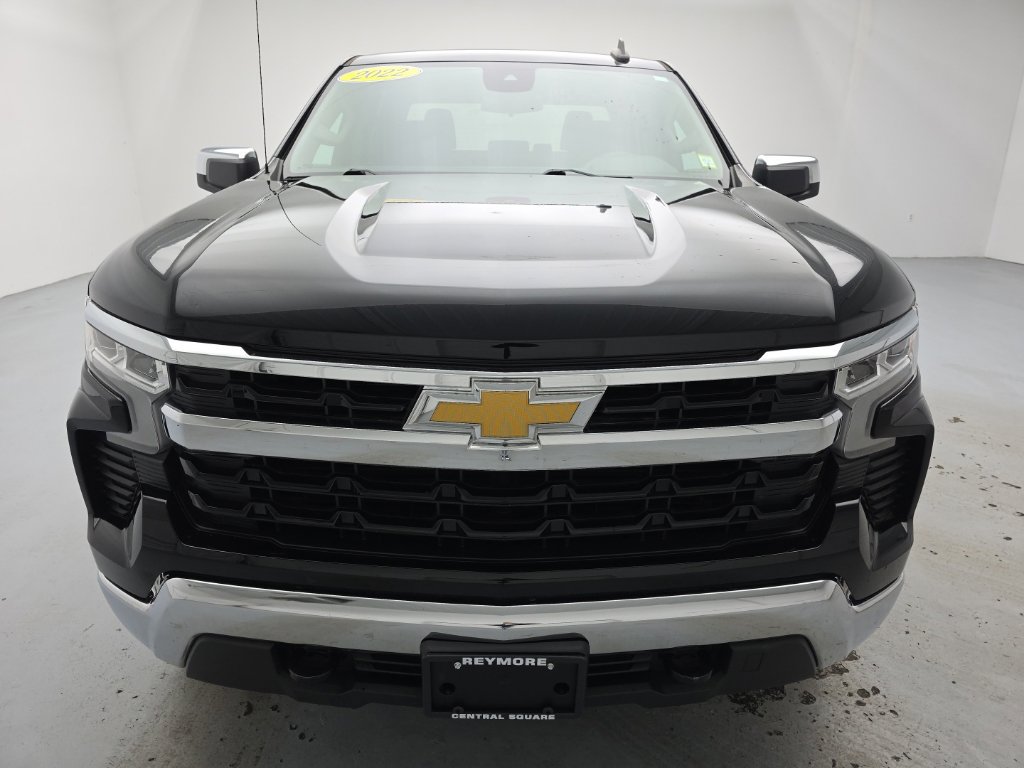 Used 2022 Chevrolet Silverado 1500 LT w/ Z71 Off-Road Package AWD/4WD image 3