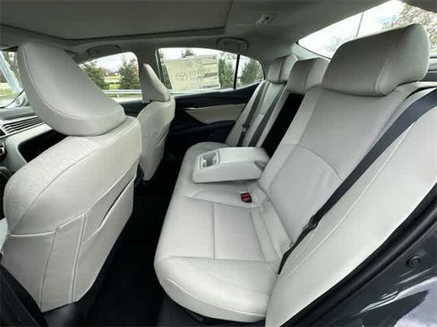 New 2026 Toyota Camry XLE image 18