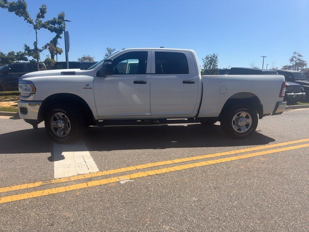 Certified 2024 RAM 2500 Tradesman w/ Chrome Appearance Group AWD/4WD image 3