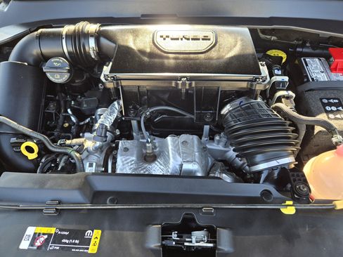 Used 2024 Jeep Compass Trailhawk image 31