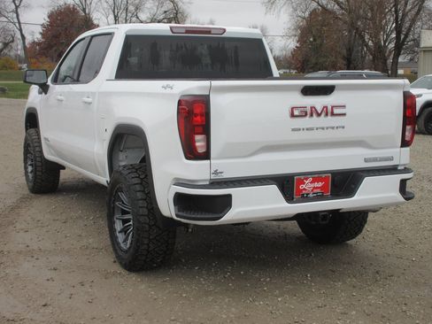 New 2026 GMC Sierra 1500 Elevation image 10