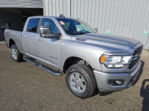 Used 2024 RAM 2500 Big Horn w/ Sport Appearance Package AWD/4WD image 2