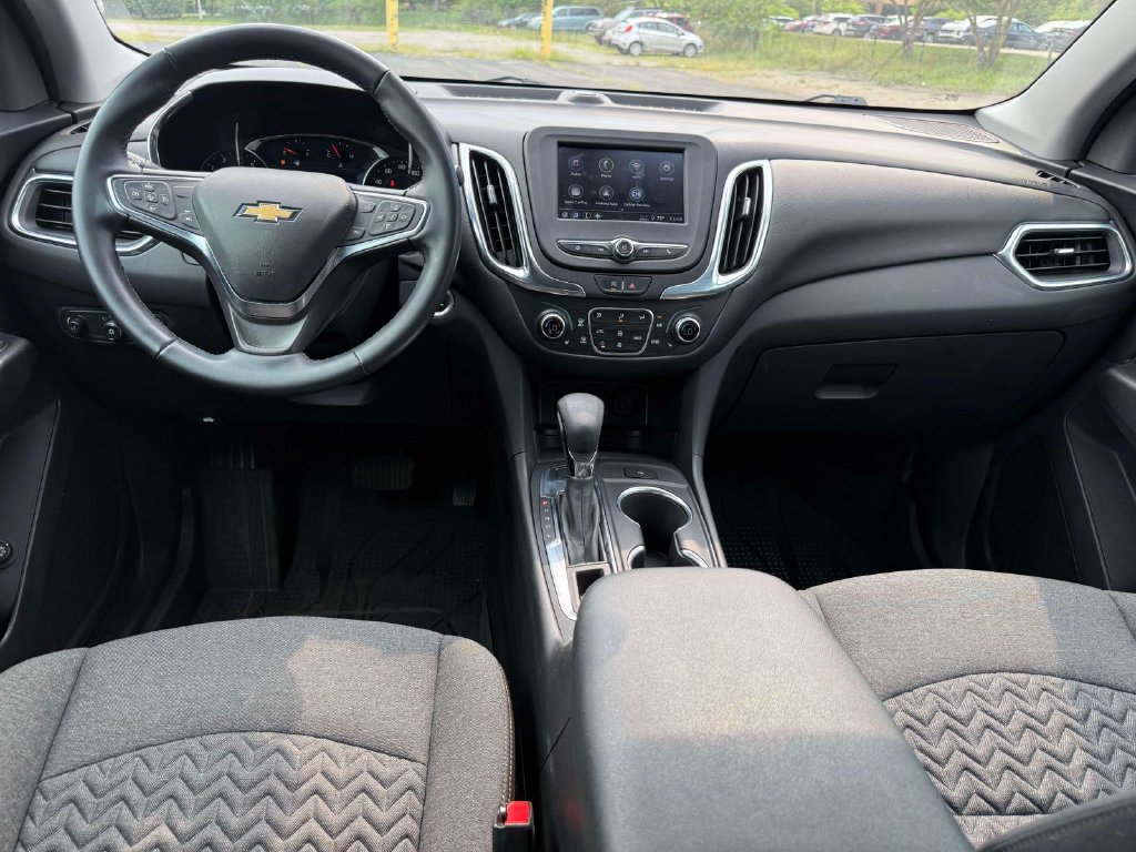Used 2024 Chevrolet Equinox LT w/ LPO, Floor Liner Package AWD/4WD image 12