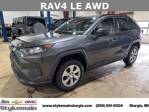 Used 2020 Toyota RAV4 LE w/ All Weather Liner Package image 1
