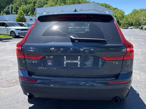 Used 2020 Volvo XC60 T5 Momentum w/ Protection Package Premier AWD/4WD image 4