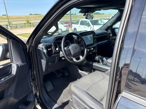Used 2022 Ford F150 XLT w/ Equipment Group 302A High RWD image 21