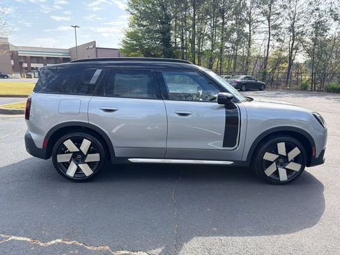 Certified 2025 MINI Cooper Countryman S image 8
