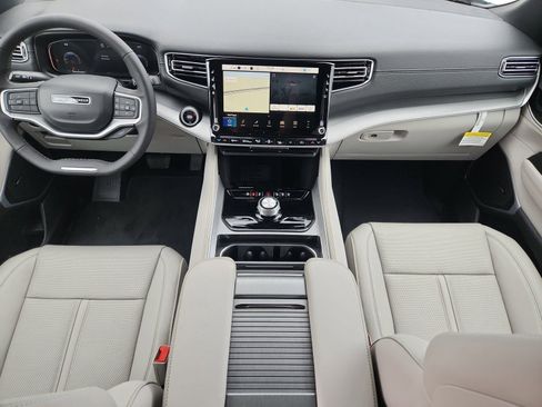 New 2026 Jeep Grand Wagoneer 2WD image 11