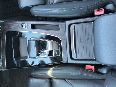 Used 2022 Audi Q5 2.0T Premium Plus AWD/4WD image 28