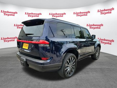 Used 2024 Lexus GX 550 w/ Accessory Package (Z1) AWD/4WD image 27