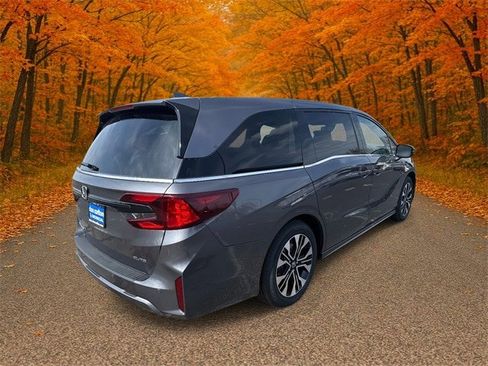 Certified 2026 Honda Odyssey Elite image 4
