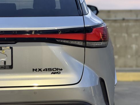 New 2026 Lexus RX 450h AWD image 13