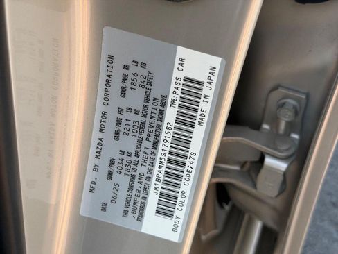 Used 2025 MAZDA MAZDA3 2.5 S Hatchback w/ Premium Pkg FWD image 23
