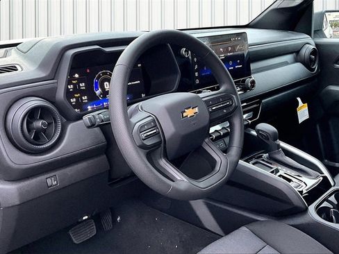 New 2026 Chevrolet Colorado W/T image 3