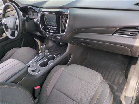 Used 2018 Chevrolet Traverse LS image 16