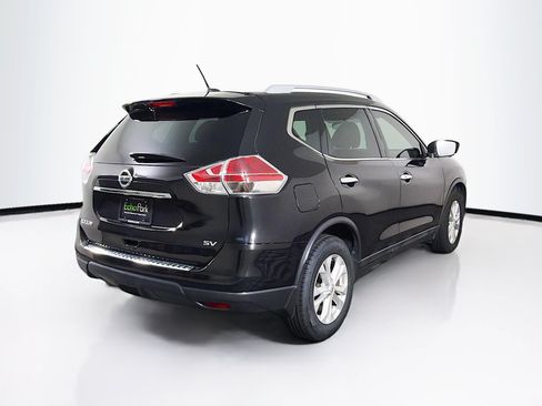 Used 2016 Nissan Rogue SV w/ SV Premium Package FWD image 9