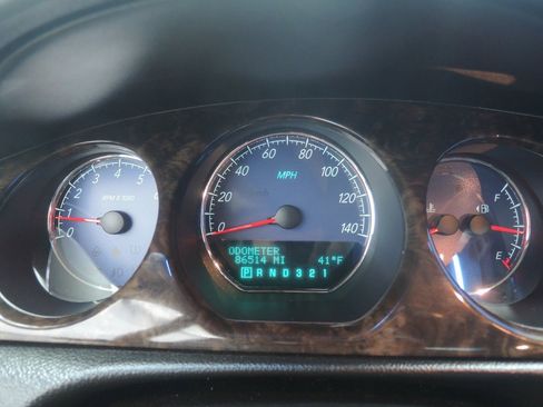 Used 2006 Buick Lucerne CXS w/ Driver Confidence Package image 14