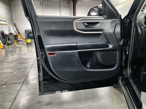 Used 2025 Ford Bronco Sport Big Bend w/ Convenience Package image 15