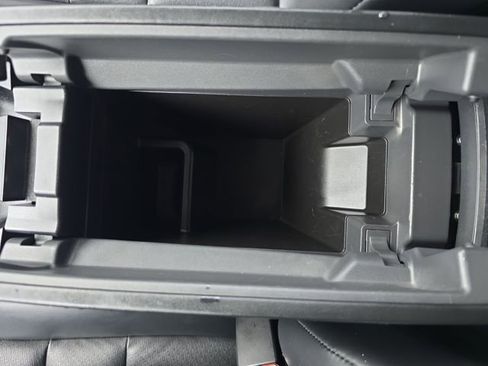 Used 2023 Nissan Rogue SV w/ SV Premium Package image 25