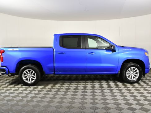 Used 2026 Chevrolet Silverado 1500 RST AWD/4WD image 5