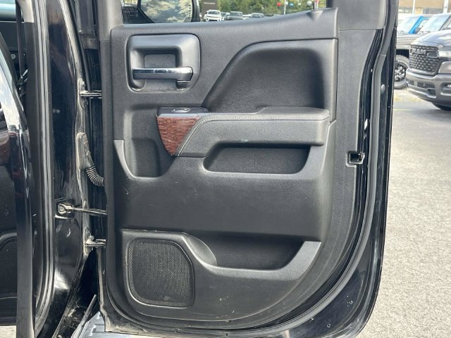 Used 2014 GMC Sierra 1500 SLT w/ SLT Preferred Package AWD/4WD image 21