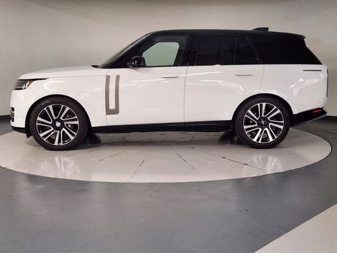 New 2023 Land Rover Range Rover SE AWD/4WD image 5