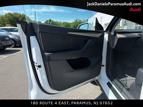 Used 2023 Tesla Model Y Long Range AWD/4WD image 11
