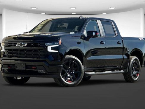 New 2026 Chevrolet Silverado 1500 RST w/ Redline Edition image 2