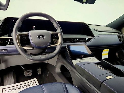 Used 2026 INFINITI QX80 4WD image 13