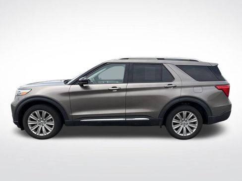 Used 2021 Ford Explorer Limited w/ Hybrid Equipment Group 310A AWD/4WD image 3