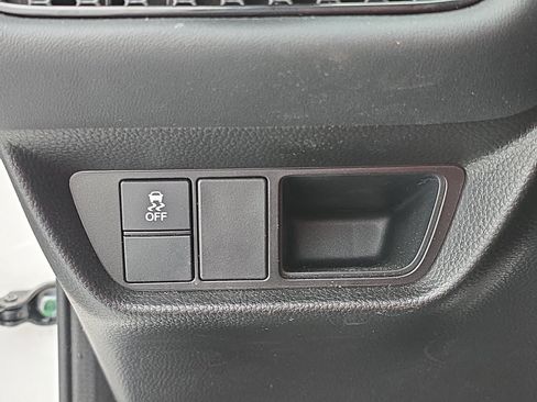 Certified 2025 Honda HR-V LX image 25