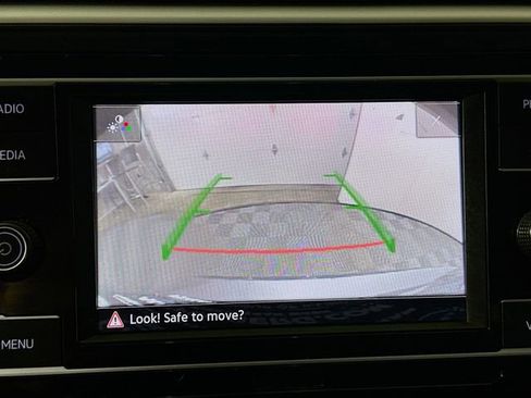 Used 2022 Volkswagen Atlas SE image 13