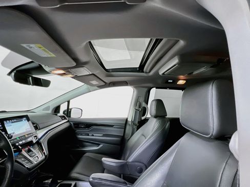 Used 2023 Honda Odyssey Touring image 22