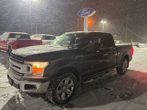 Used 2018 Ford F150 XLT w/ Equipment Group 302A Luxury image 4