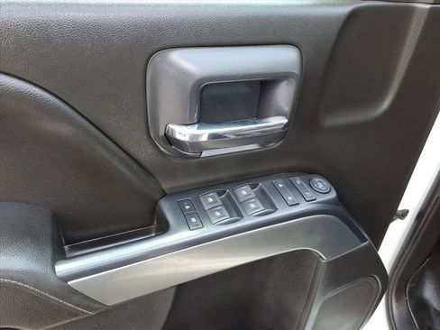 Used 2019 Chevrolet Silverado 2500 LT AWD/4WD image 9