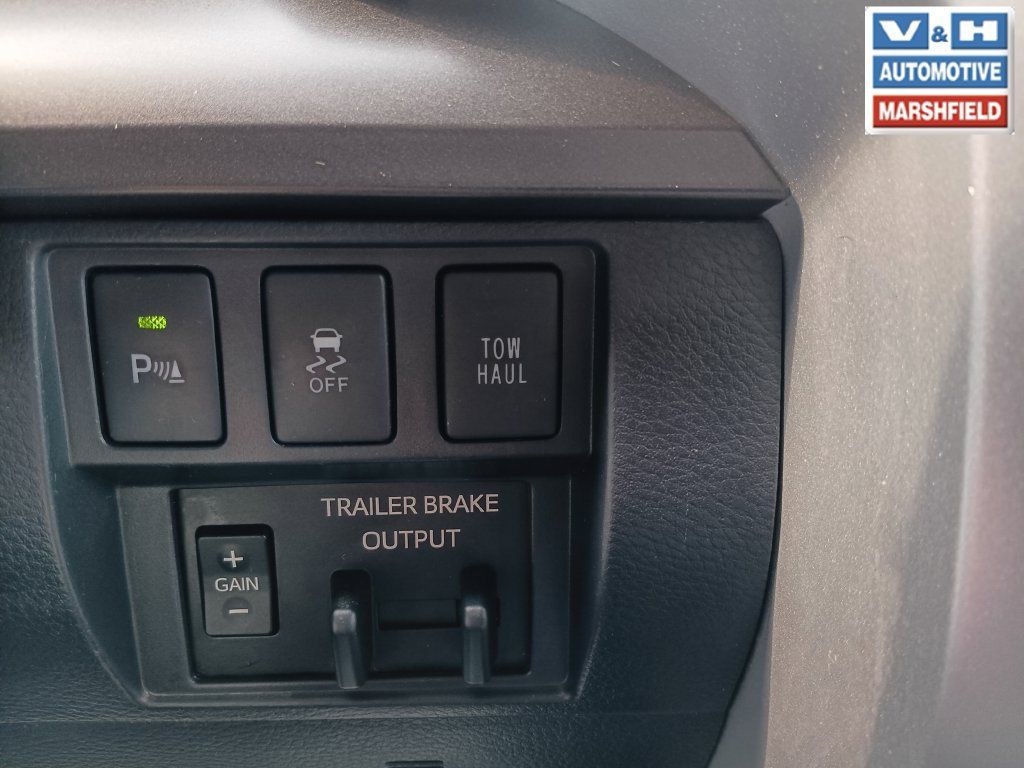 Used 2019 Toyota Tundra SR5 w/ TRD Off Road Package AWD/4WD image 6