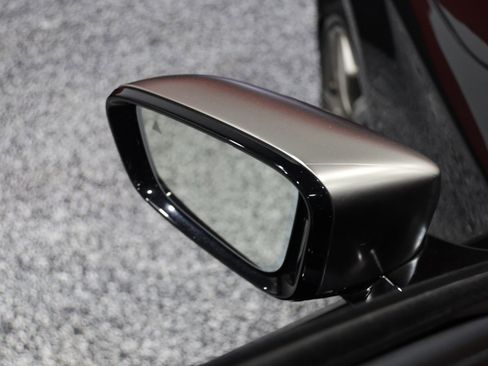 Used 2017 BMW M760i xDrive image 65