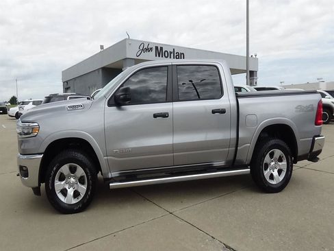 Certified 2025 RAM 1500 Big Horn AWD/4WD image 1