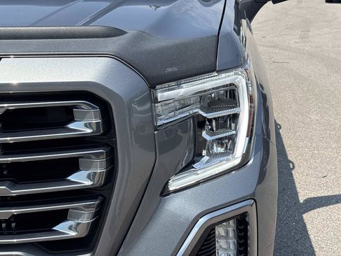 Used 2021 GMC Sierra 1500 AT4 w/ AT4 Premium Package AWD/4WD image 12