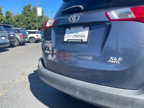 Used 2013 Toyota RAV4 XLE AWD/4WD image 12