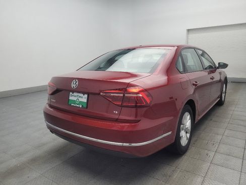 Used 2018 Volkswagen Passat 2.0T S w/ Driver Assistance Package FWD image 9