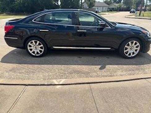 Used 2012 Hyundai Equus Signature image 3