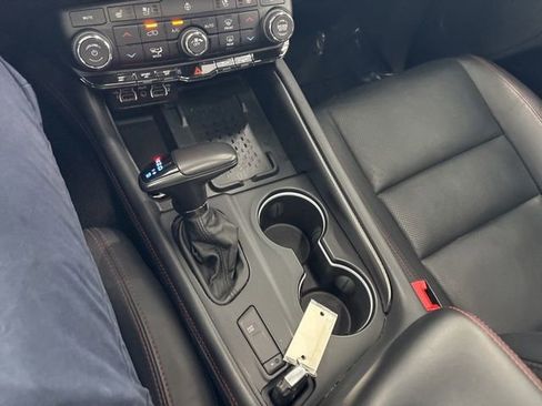 Used 2025 Dodge Durango R/T AWD/4WD image 44