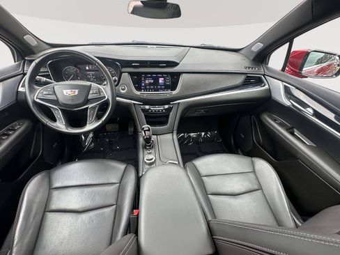 Used 2024 Cadillac XT5 Premium Luxury AWD/4WD image 7