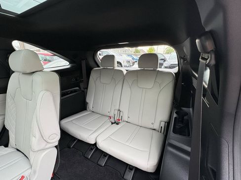 Used 2025 Kia Sorento SX Prestige AWD/4WD image 5