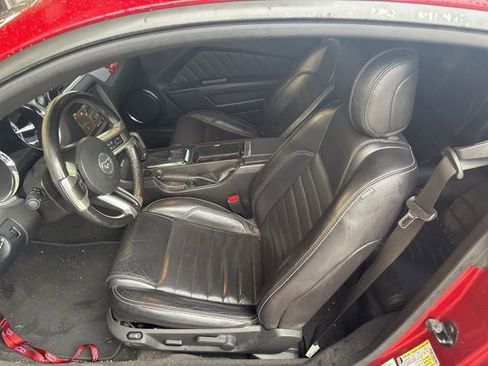 Used 2013 Ford Mustang GT Premium w/ Electronics Pkg RWD image 22