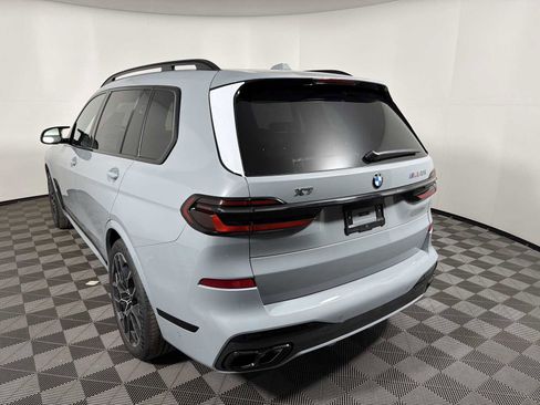 New 2026 BMW X7 M60i image 3