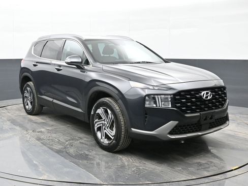 Used 2023 Hyundai Santa Fe SEL image 2